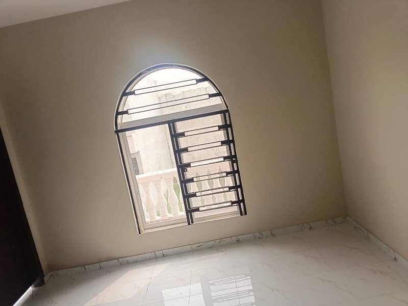 Prime Location Al Haram Garden House For sale Sized 5 Marla 12