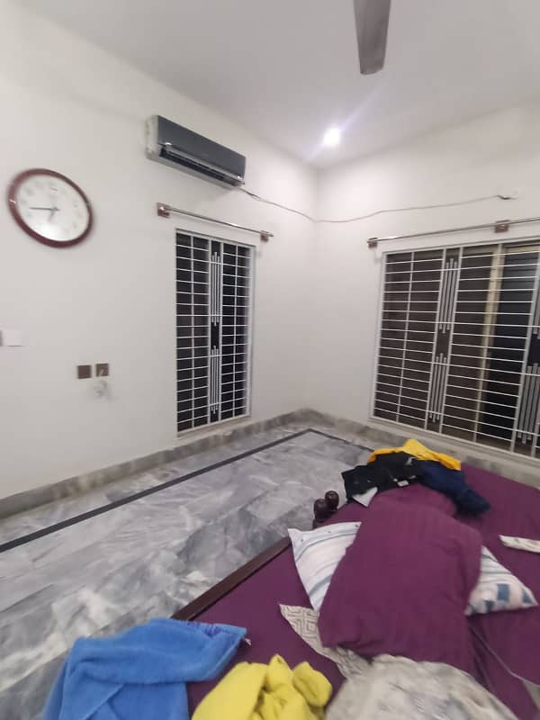 35 Marla upper portion with gas Available for Rent in AWT pH 1 6