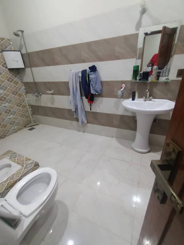 35 Marla upper portion with gas Available for Rent in AWT pH 1 9