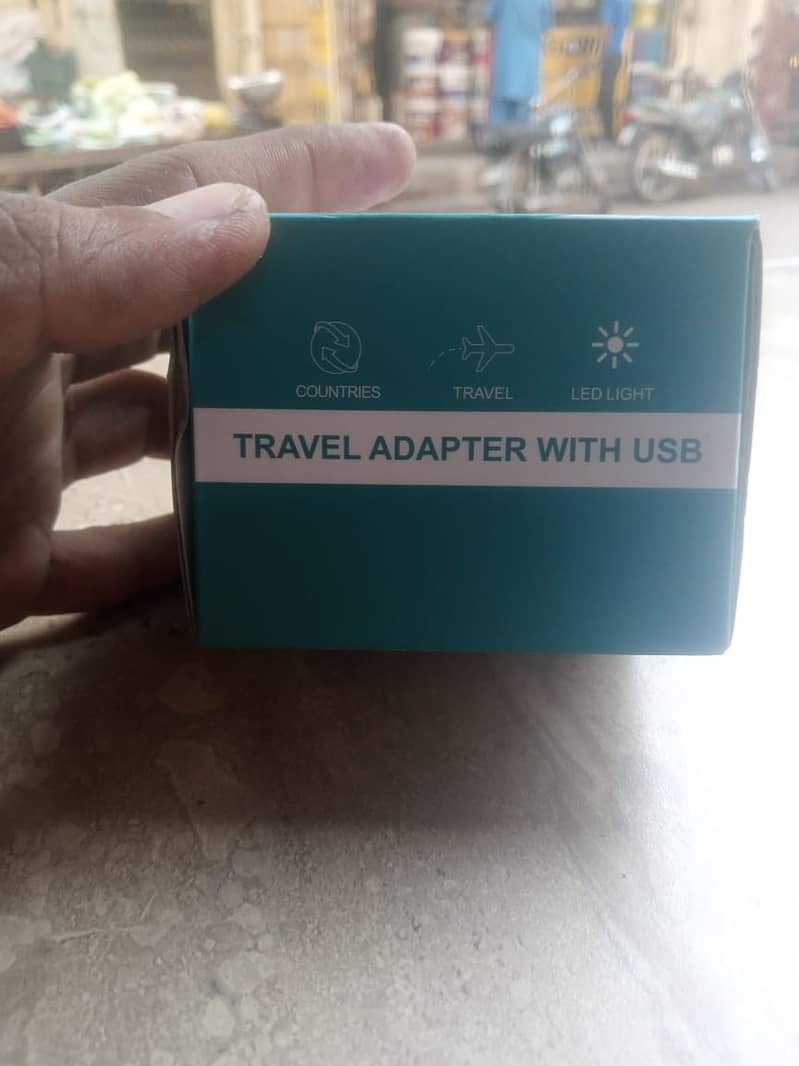 traveller adapter 4