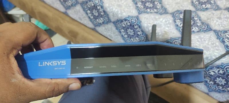 Linksys Wrt 1900Ac 4