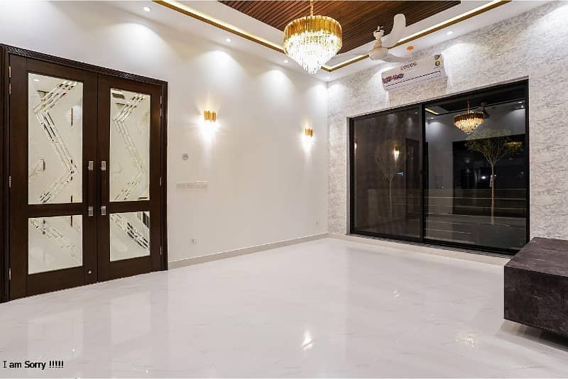 1 KANAL Luxurious Full House Available For Rent In DHA Lahore 24