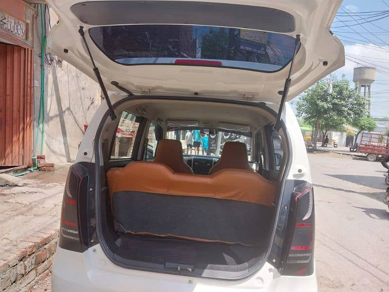 Suzuki Wagon R 2018 10