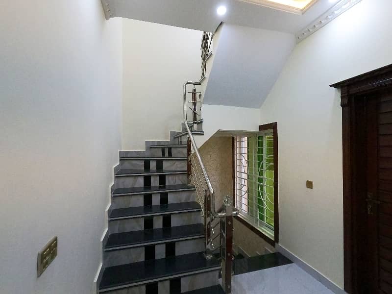 A Palatial Residence House For Sale In Johar Town Phase 2 - Block H3 Lahore 34