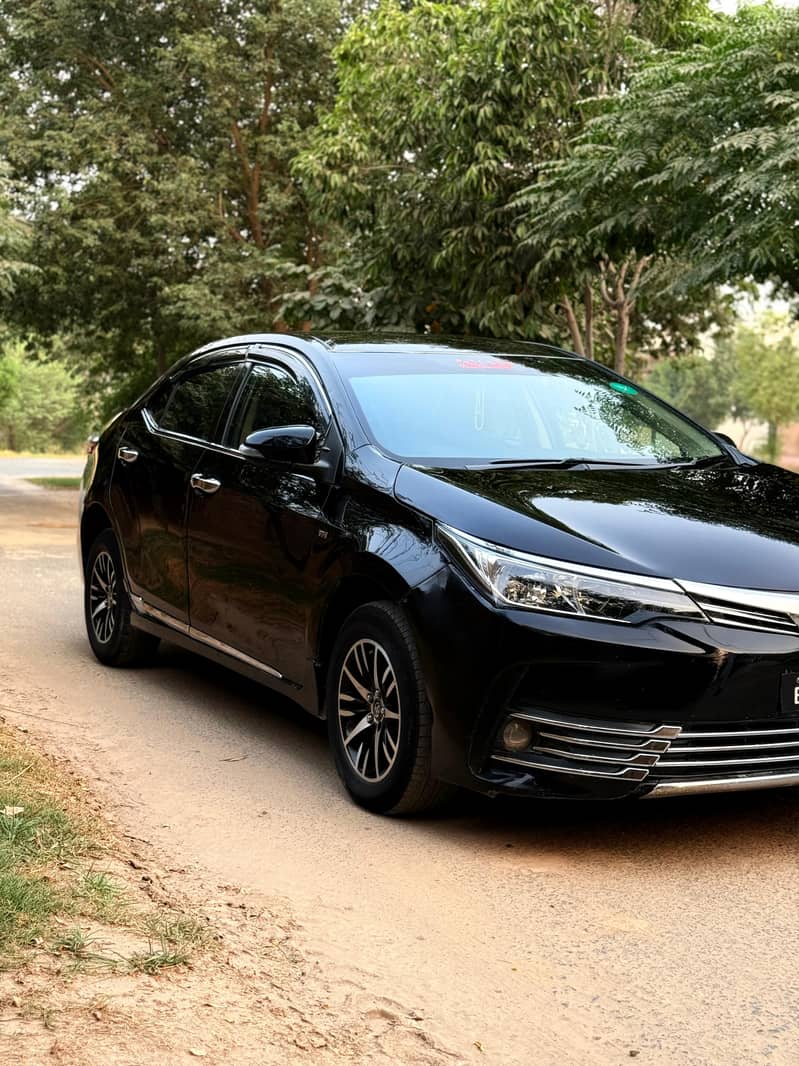 Toyota Corolla GLI 2014 Model For Sale 3