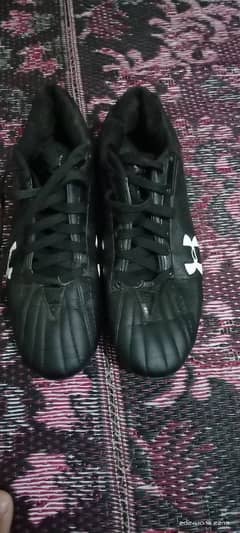 FOOTBALL SHOES