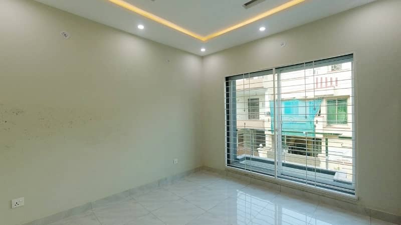 This Is Your Chance To Buy Prime Location House In Johar Town Phase 2 - Block J1 14