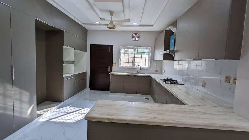 Kanal Upper Portion available for rent in G-15 3