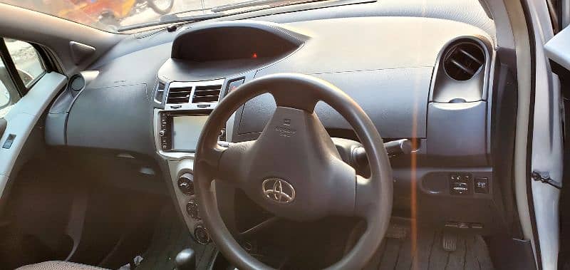 Toyota Vitz 2008/14 3