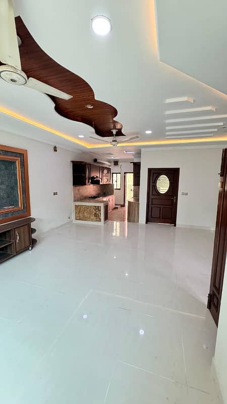 5 MARLA BRAND NEW BEAUTIFUL FOR SALE IN SECTTOR D BAHRIA TOWN LAHORE 6