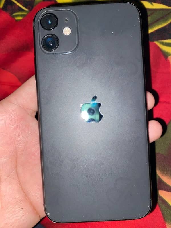 i phone 11 64 gb 10/10 condition  original warrant ma ha 2