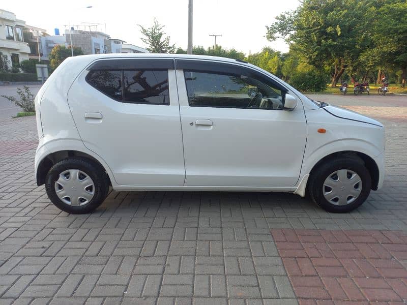 Suzuki Alto VXL AGS 2022 Model 2