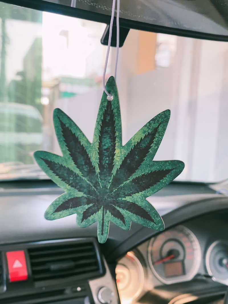 Custom Hot Selling Car Air Fresheners Cool Designs & Fragrance 4