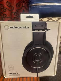 Audio Technica M20x monitor headphone