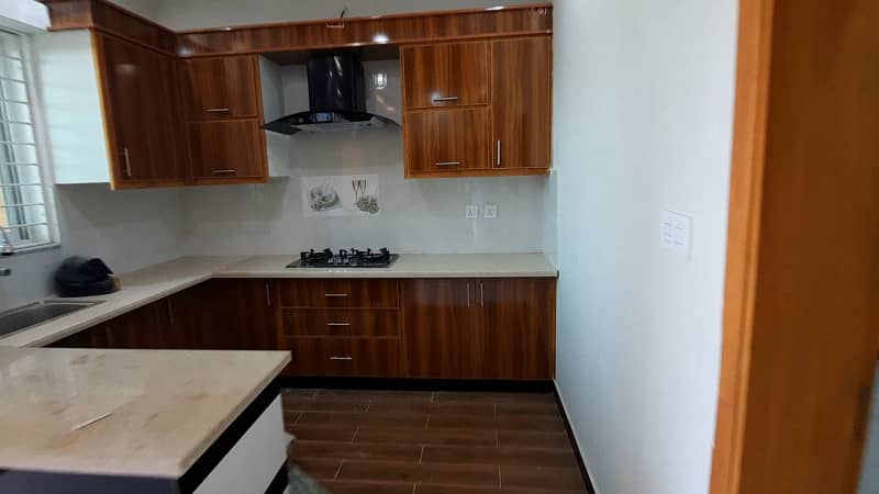 I-14/3 upper portion available for rent 2