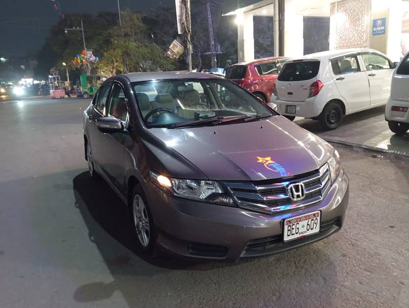 Honda City 1.3 Auto 2015 1