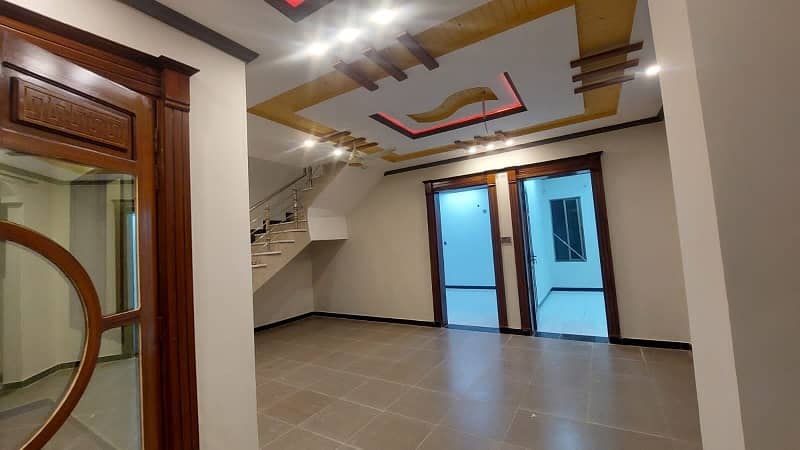 Prime Location 7 Square Meters House In Arbab Sabz Ali Khan Town Executive Lodges Best Option 27