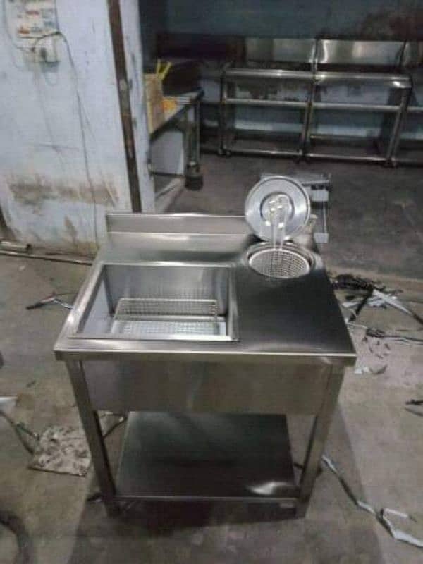 Breading tables for sale - baking equipments - trollys - Fryer - Greas 4