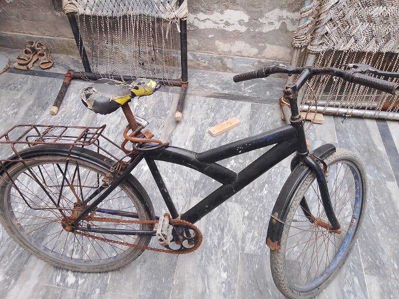 BICYCLE FOR SALE USED 0