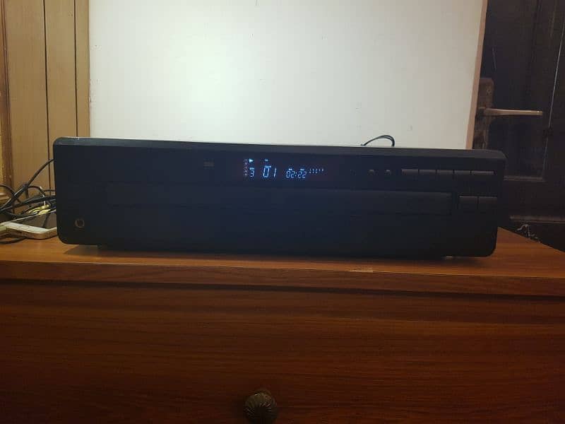 Denon 5 CD Changer 6