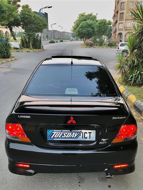 Mitsubishi Lancer 2004 7