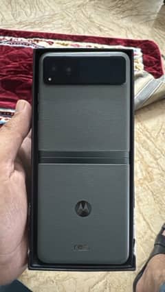 moto razr 2023