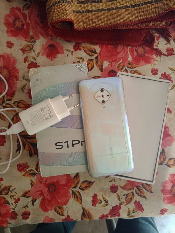 Vivo S1 pro with box and charger 0