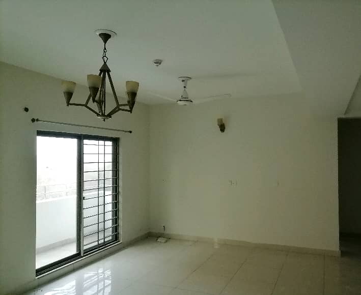 Centrally Located Flat Available In Askari 10 - Sector F For sale 2