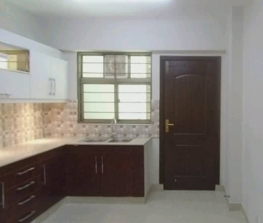 Ideally Located Flat Of 12 Marla Is Available For sale In Lahore 3