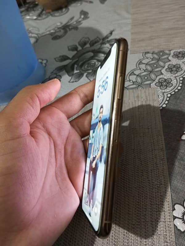 IPHON XS non pta 5