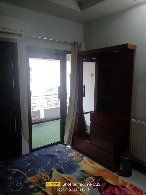 A room for rent in almustafa tower F10 8