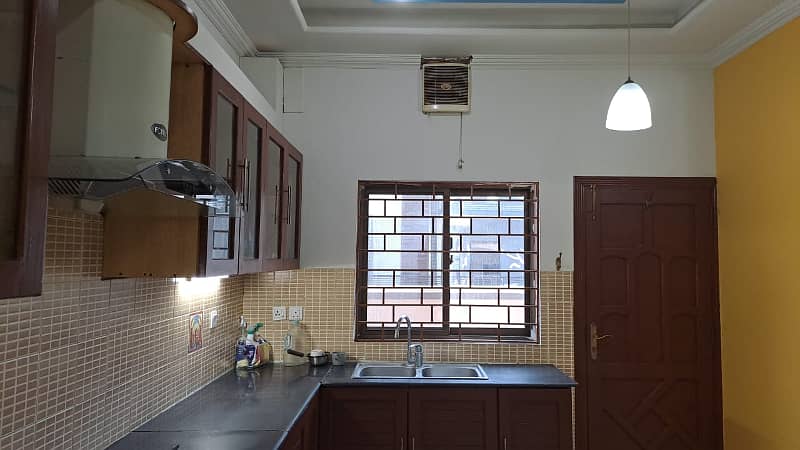 30*60 Ground floor for rent in G-13 6