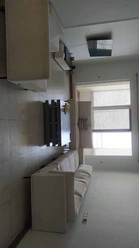 whole launge for sell w/furnitures 2