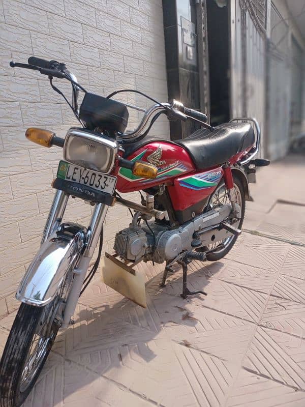 HONDA CD70 3