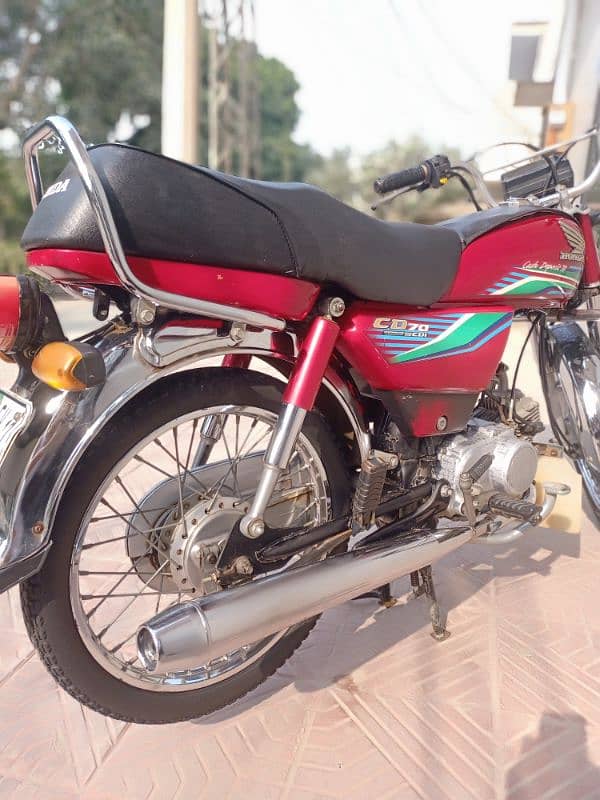 HONDA CD70 4