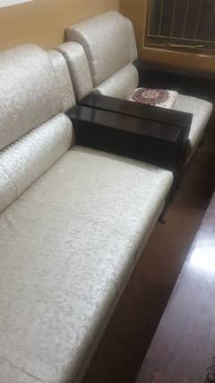 5 seater sofa in new condition 03115391419 0