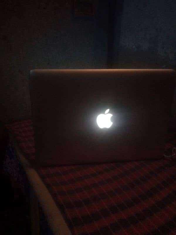 MacBook pro 1