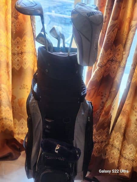 golf bags with clubs 5