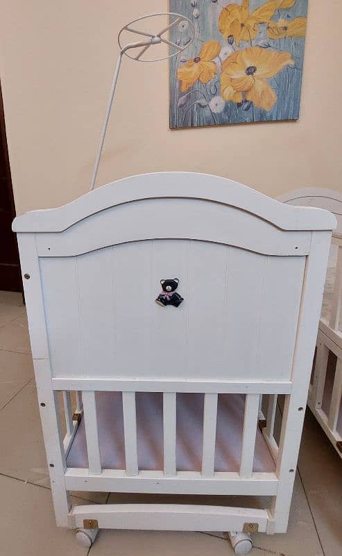 Tinnies Wooden Baby Cot (White) 4