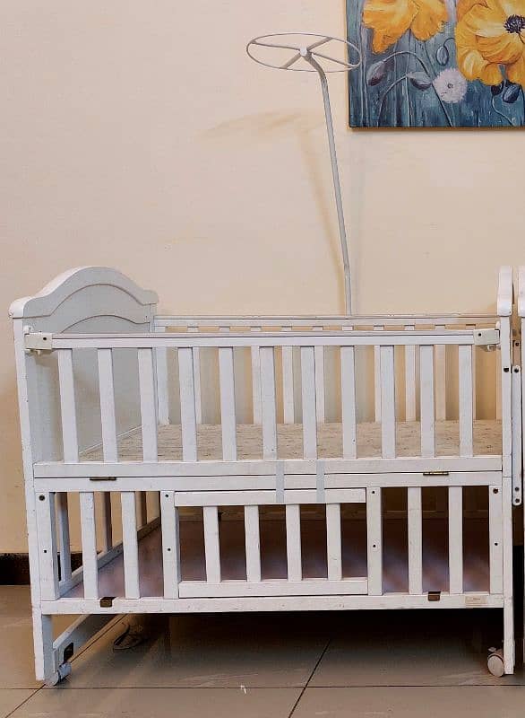 Tinnies Wooden Baby Cot (White) 5