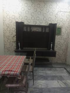 Upper Portion 4 bed main nishat colony 0