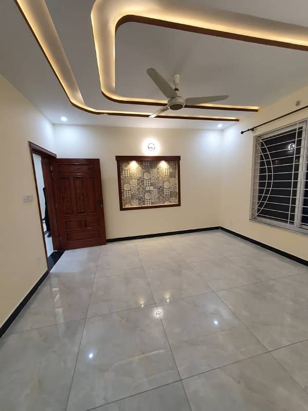 10 Marlas Upper Portion Tile Flooring All Facilities Near Kashmir Highway G-13/1 8