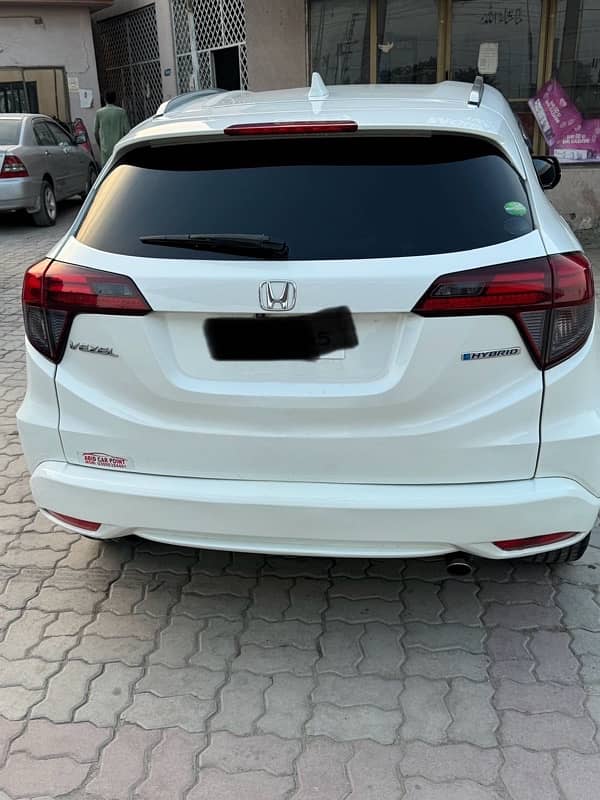 Honda Vezel 2017 1