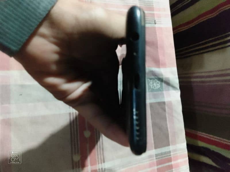 Infinix hot 10 for urgent sale whatsapp 03207457155 7