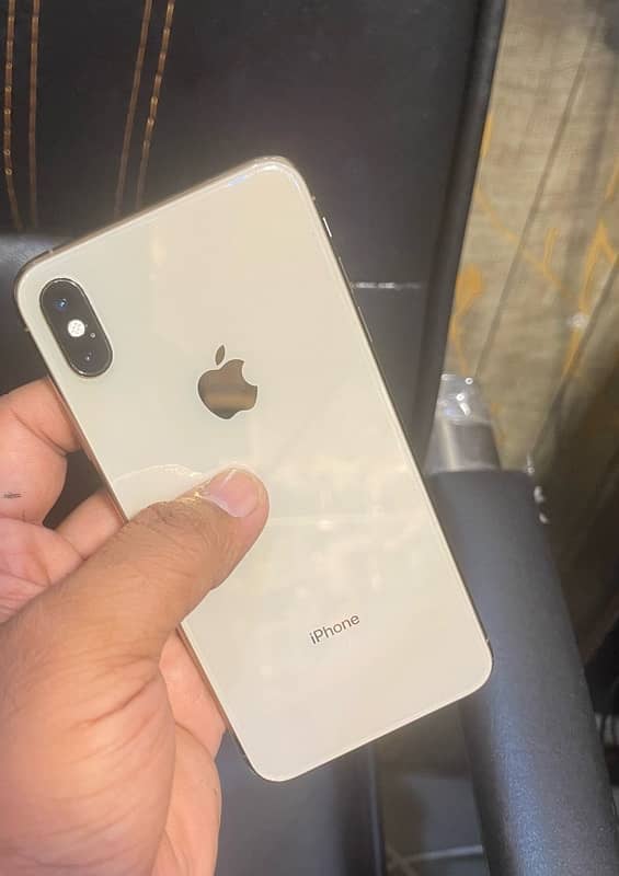 Apple iPhone XS Max 256gb PTA Approved 2