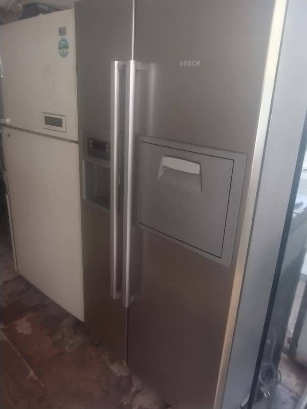 depencer with fridge and ice maker 1