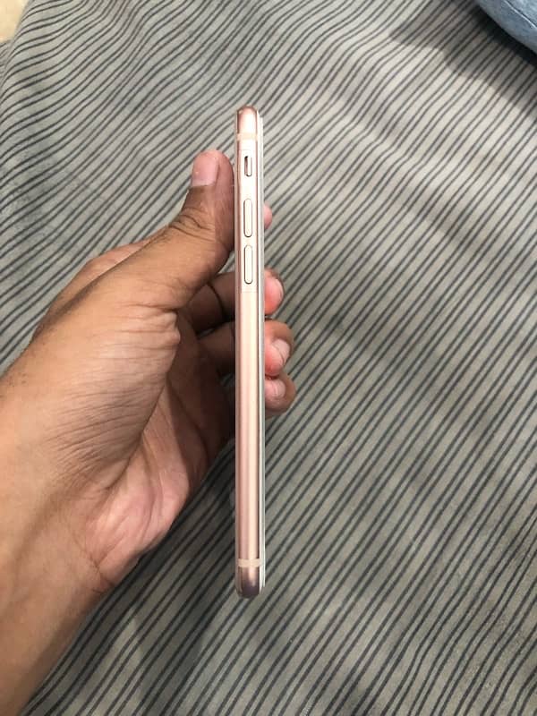 I phone 8 64gb non pta factory unlock 4