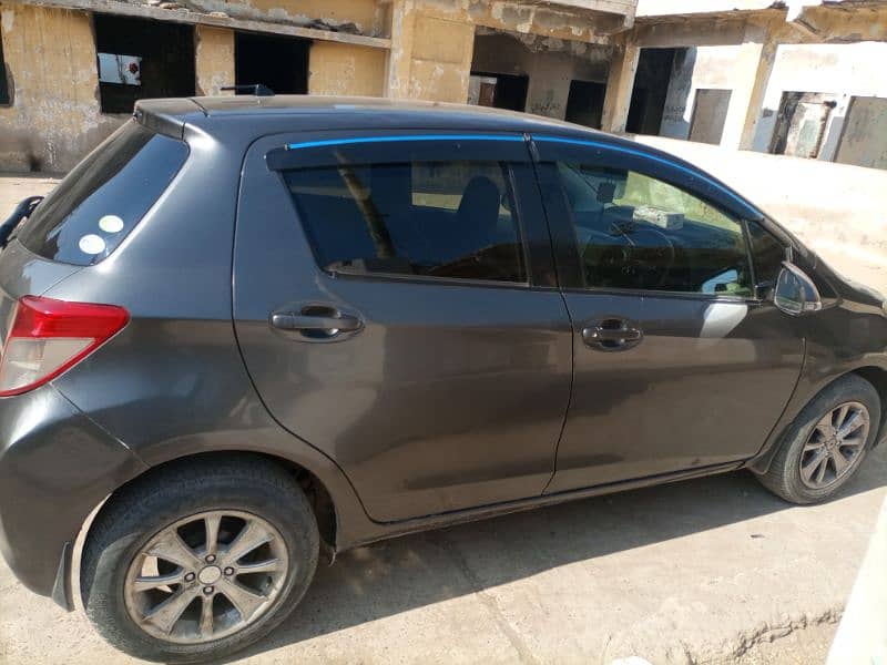 Toyota Vitz 2016 8