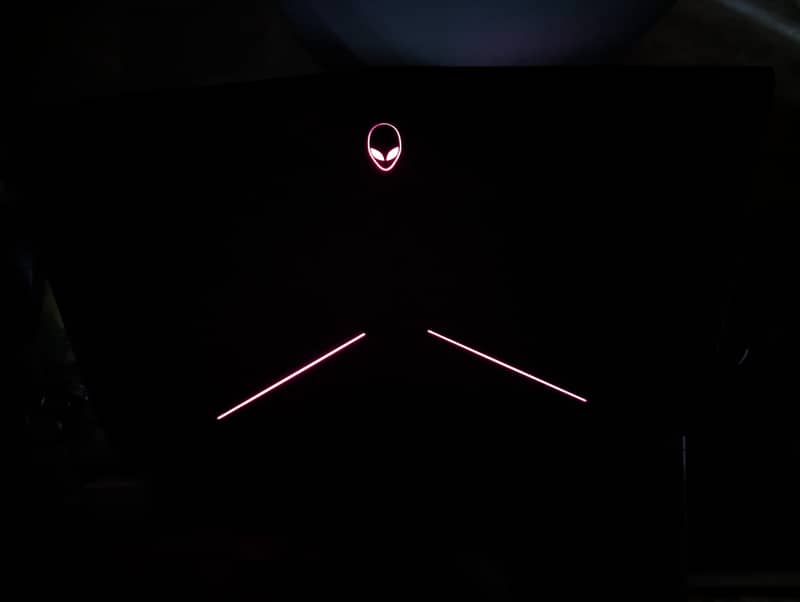 Alienware 17 R3 i7-6700HQ, 3GB NVIDIA GTX 11