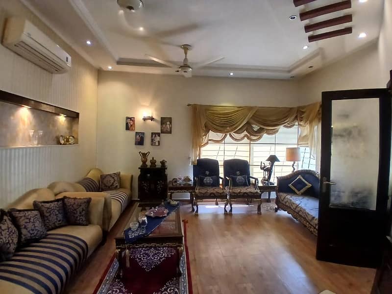 10 Marla Full House Is Available For Rent Fully Furnished In DHA Phase 5 Lahore At Super Hot Location 100% orignal pictures 24